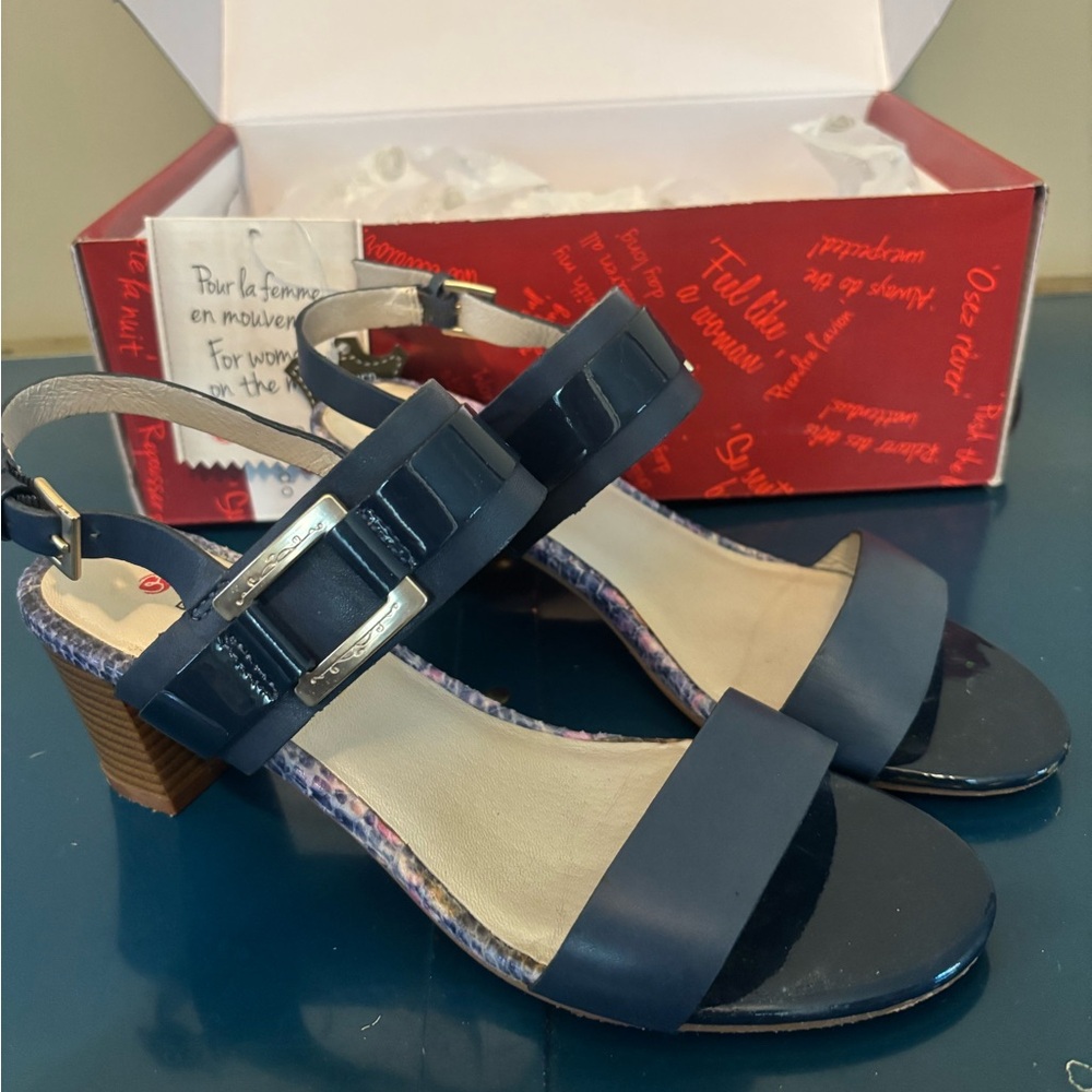 BLONDO Debi Leather Wooden Heel Oprn Toe Navy Sandals Silver Buckle Detail, Box